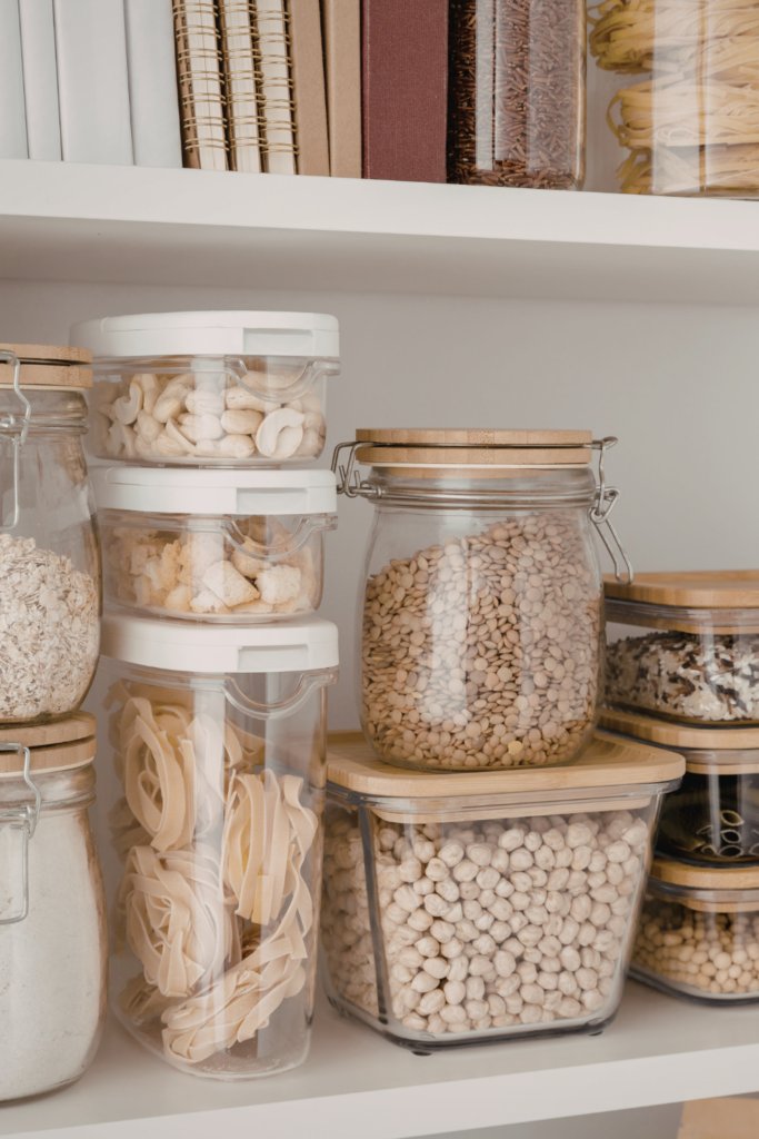 5 Easy, Proven Ways to Organize a Cozy Pantry gift guides (2)